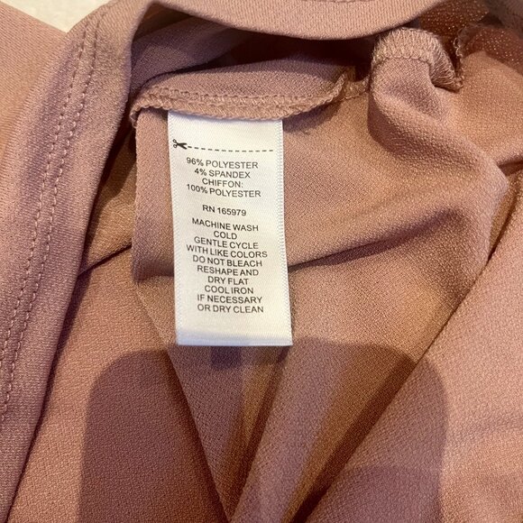 Cable & Gauge, Mauve Tie-Neck Blouse, Size M - Picture 9 of 11